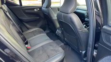 Volvo XC40 2.0 B4P Ultra Black Edition 5dr Auto Petrol Estate